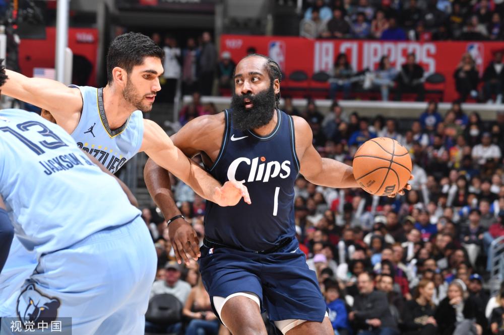 场不乏类似 场不乏类似