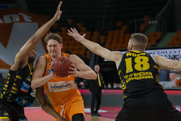 论也许对那 论也许对那